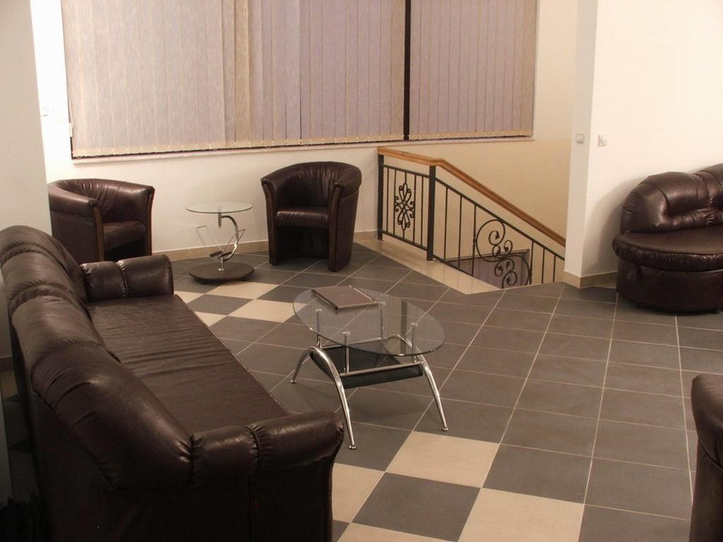 Bazeni Baikal Hotel Topola ภายนอก รูปภาพ